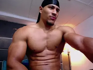 Cam4 Free Live Porn of teddyfit_19cm