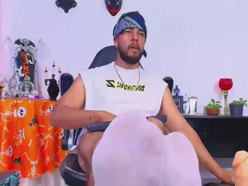 Cam4 Watch Live Sex Cams of DaveSoldier