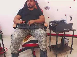 Cam4 Free Live Porn of KalethBigDick88