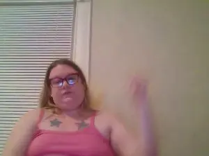 Cam4 Watch Live Sex Cams of TokerQueen25