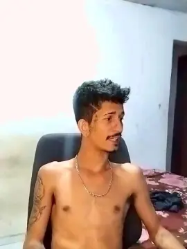 Cam4 Adult Webcam of Theyllors2