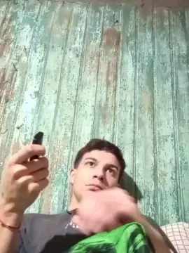 Cam4 Sex Chat of ale_20_xxx