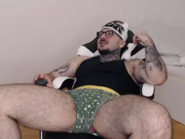 Cam4 Nude Webcam of TattedCurls