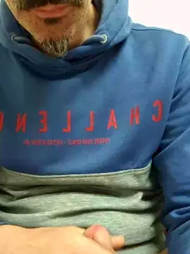 Cam4 Live Sex Cam of PeterPene76