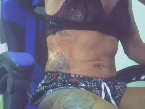 Cam4 Sex Cam of Cris_Trans