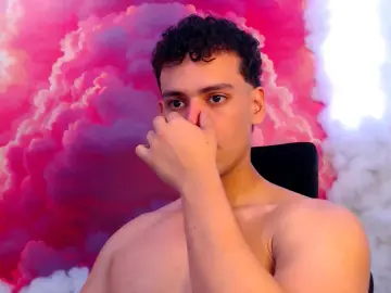 Cam4 Free Live Porn of DominicBlazze