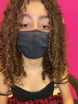 Cam4 Live Sex of Ravennaxxx2004