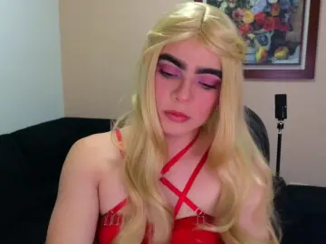 Cam4 Live Sex Cam of MeganFerocity