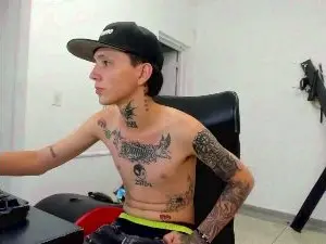 Cam4 Live Sex of Nick_LatinBoy