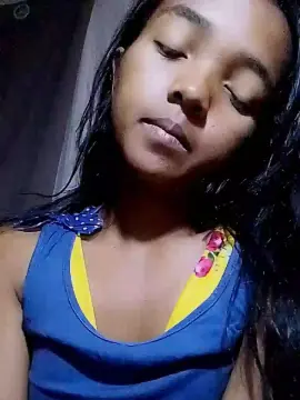 Cam4 Nude Webcam of Elisah7