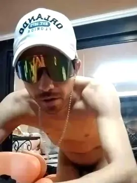 Cam4 Watch Live Sex Cams of GusKanine