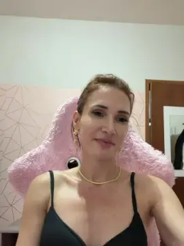 Cam4 Watch Live Sex Cams of Irresistible34