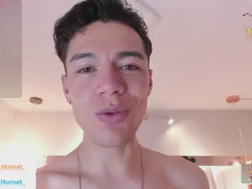 Cam4 Live Porn of Briam_Hornet_