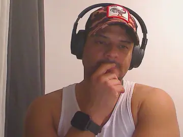 Cam4 Nude Webcam of thepapi247