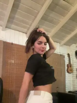 Cam4 Adult Video Chat of 1975Nicole