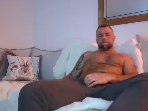 Cam4 Private Sex Chat of Royal_Asshole