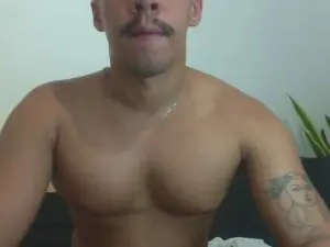 Cam4 Free Porn Cam of LucasSSA25