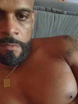 Cam4 Adult Video Chat of Maumau1986