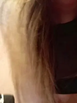 Cam4 Live Sex of dzinblondi