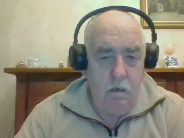 Cam4 Live Sex of slet69jbottom2