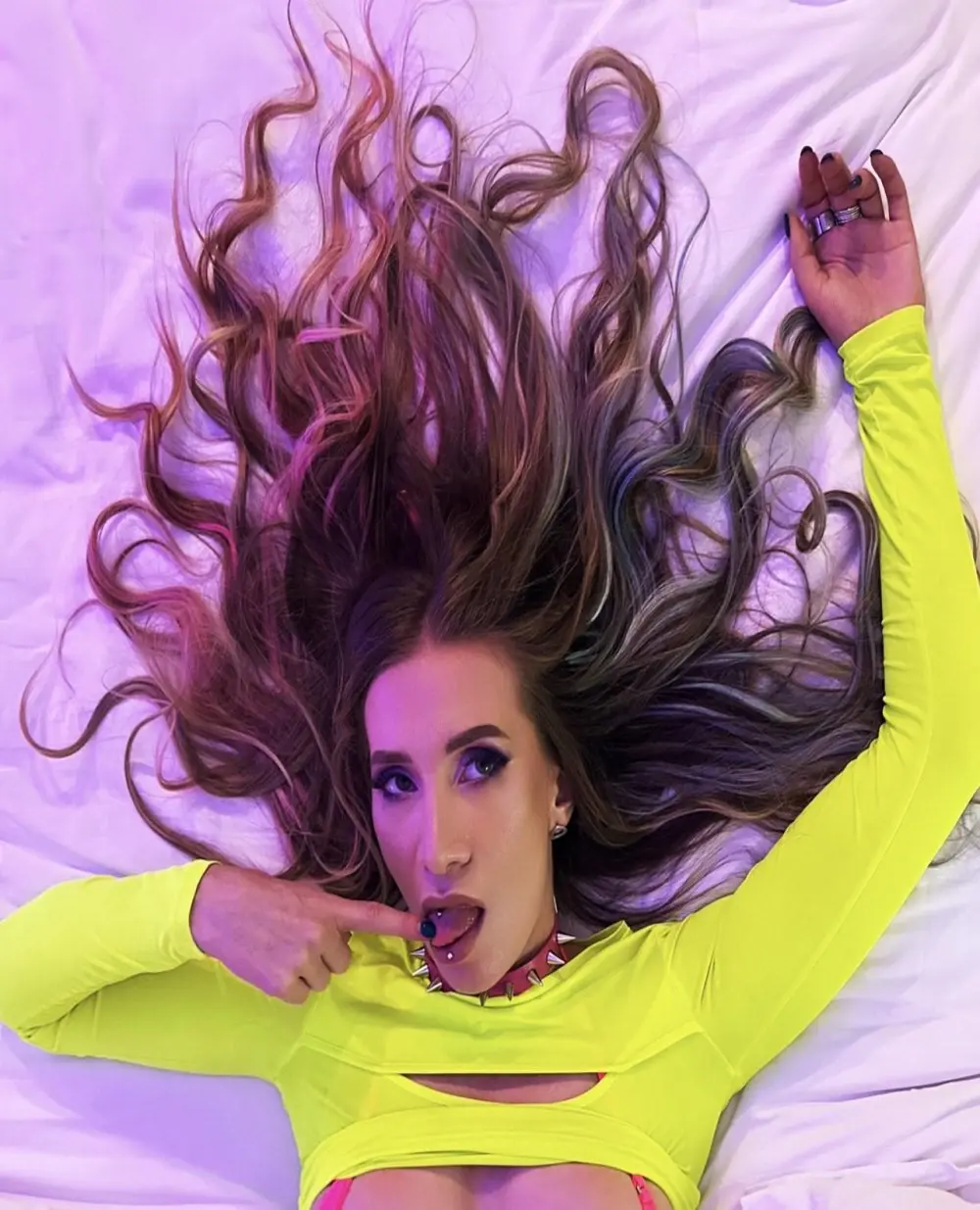 Leya_Red