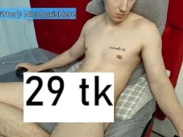 Cam4 Live Sex of NicoDavis