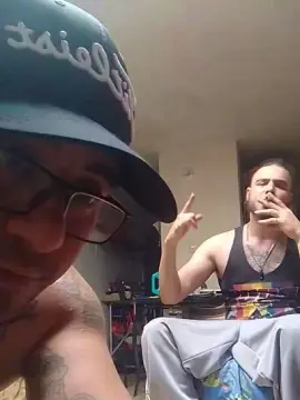 Cam4 Live Porn of Destrollermx