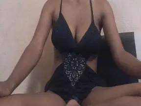 Cam4 Sex Cam of Arielle07xx