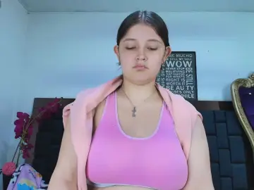 Cam4 Adult Webcam of Krysstall_