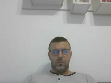 Cam4 Nude Webcam of tmasturbate3