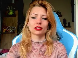 Cam4 Best Webcam of Karoline121