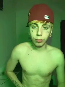 Cam4 Free Porn Cam of sableye22