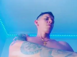 Cam4 Free Live Porn of Eugy_dirty2022