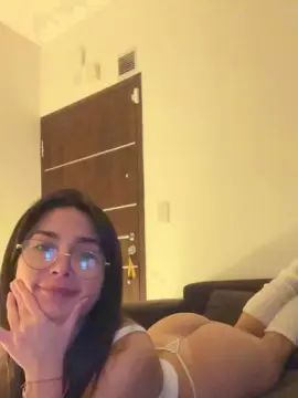 Cam4 Free Live Porn of maite54
