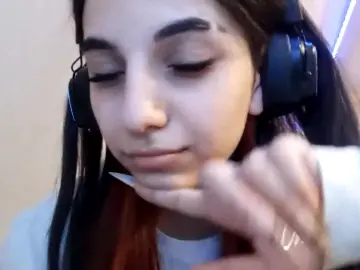 Cam4 Live Sex Cam of AwrinaSnow