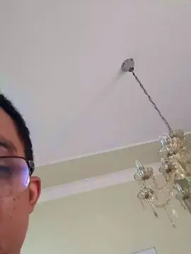 Cam4 Live Porn of MorenoSafado044