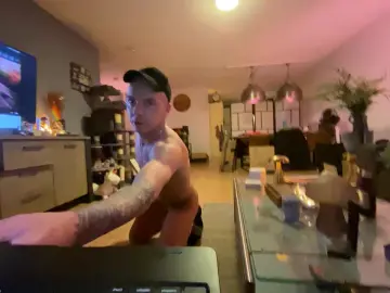 Cam4 Adult Video Chat of hotmodelboy1