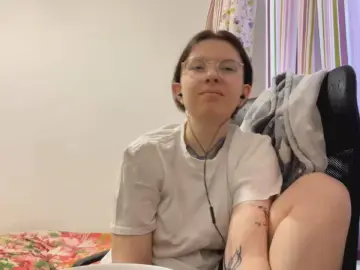 Cam4 Free Live Porn of ShavonTabin