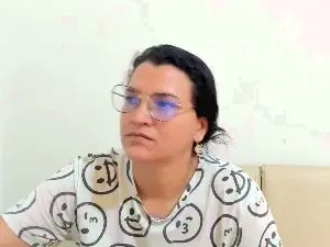 Cam4 Private Sex Chat of marilyn_Garcia