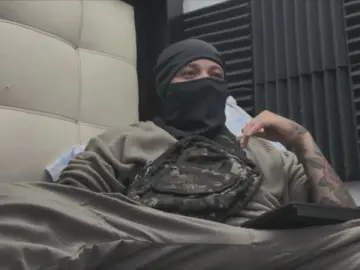 Cam4 Adult Webcam of badboyz21