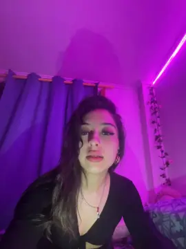 Cam4 Adult Webcam of emilyy444