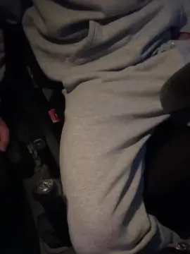 Cam4 Nude Webcam of Rebeu_horny75