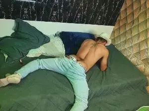 Cam4 Adult Webcam of Hazarth