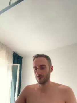 Cam4 Adult Webcams of LukaShyGuy225