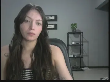 Cam4 Free Live Porn of Luna_art