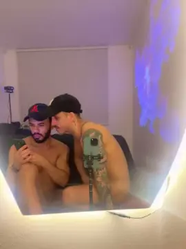 Cam4 Live Sex of scudeler18