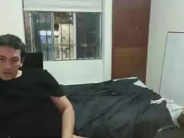 Cam4 Sex Cam of Serguioguecha33