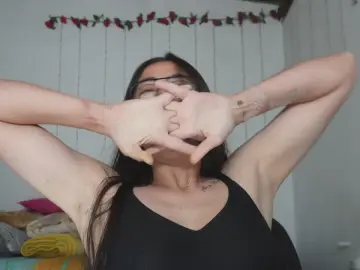 Cam4 Watch Live Sex Cams of maylin_