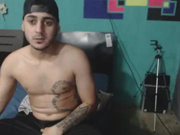 Cam4 Watch Live Sex Cams of xxxxHotxoxo