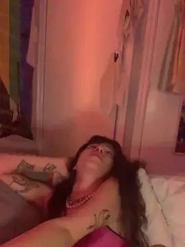 Cam4 Adult Video Chat of Ava_Amour